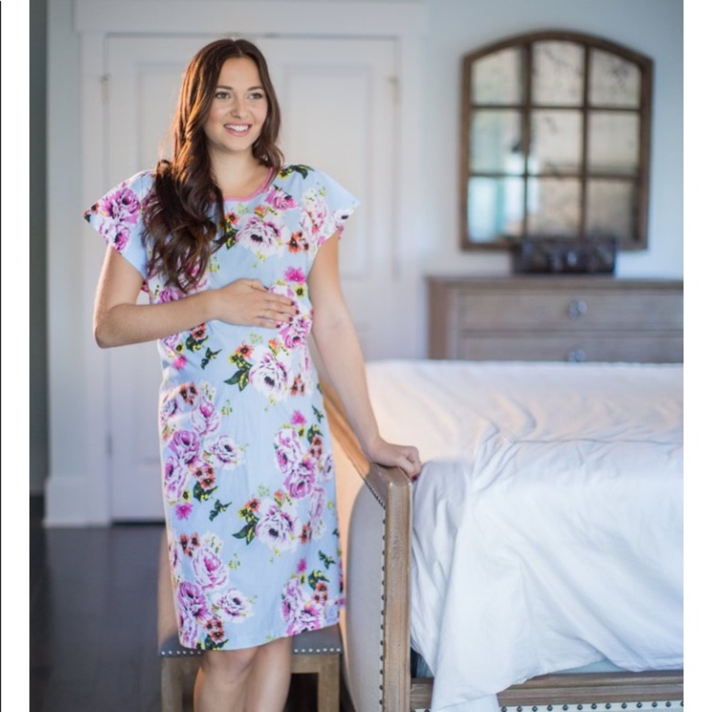 Gownies - NWOT - L/XL - labor delivery dress